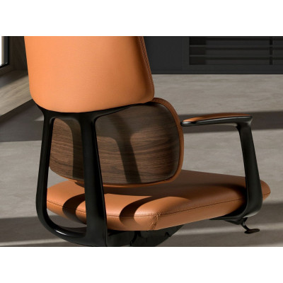SEUL CHAIR