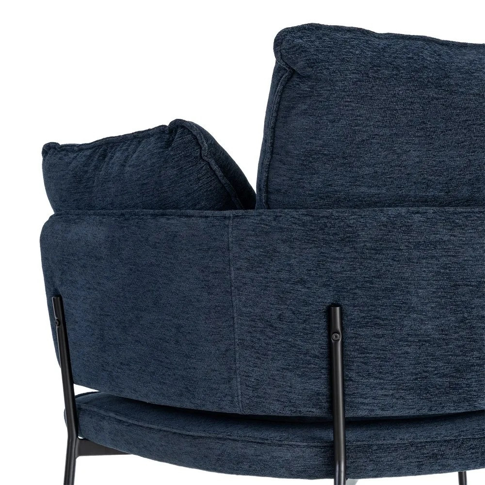 VITALI ARMCHAIR