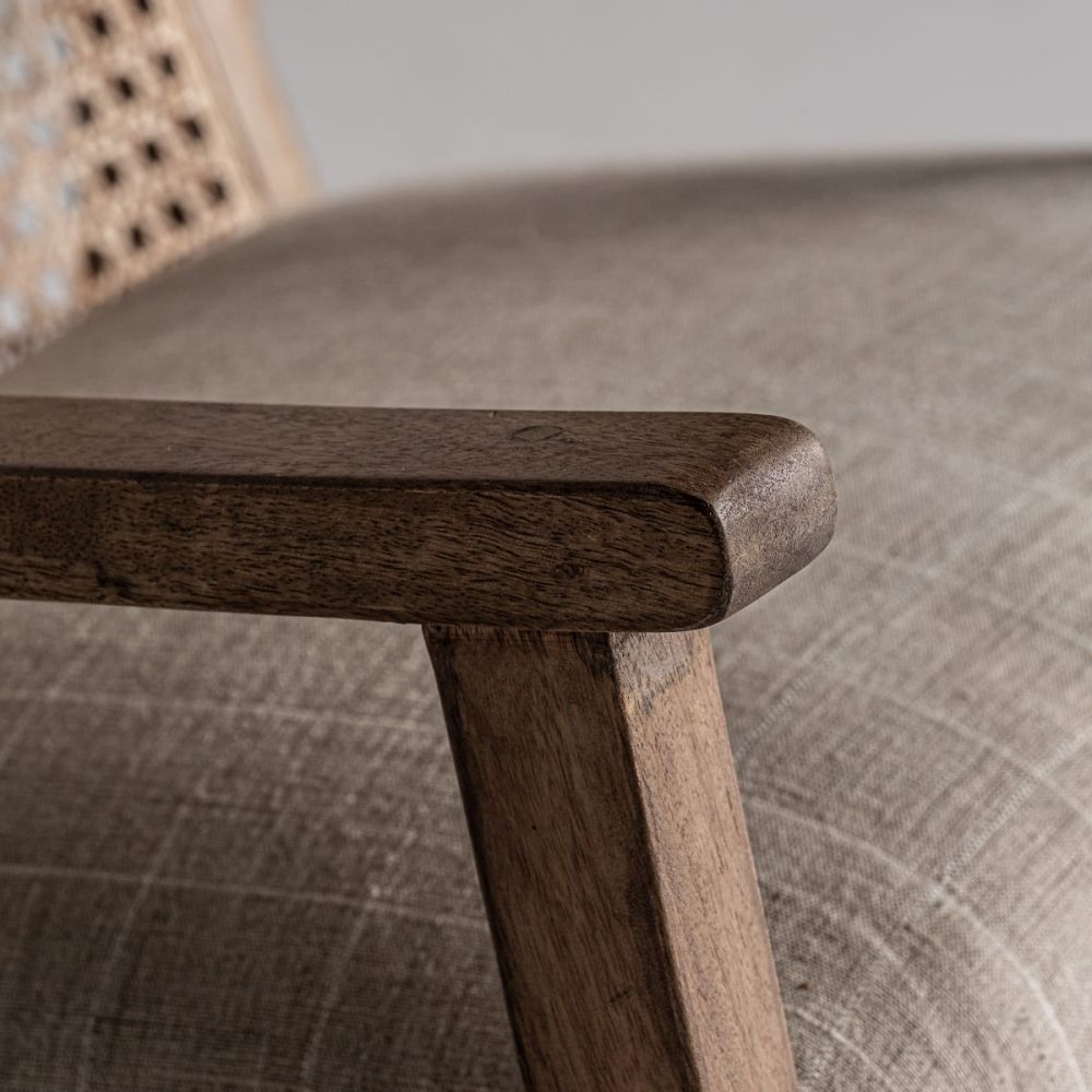 Armchair Valey
