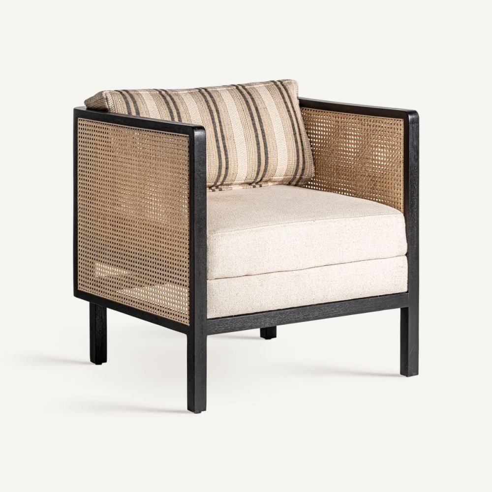 Armchair Nuck