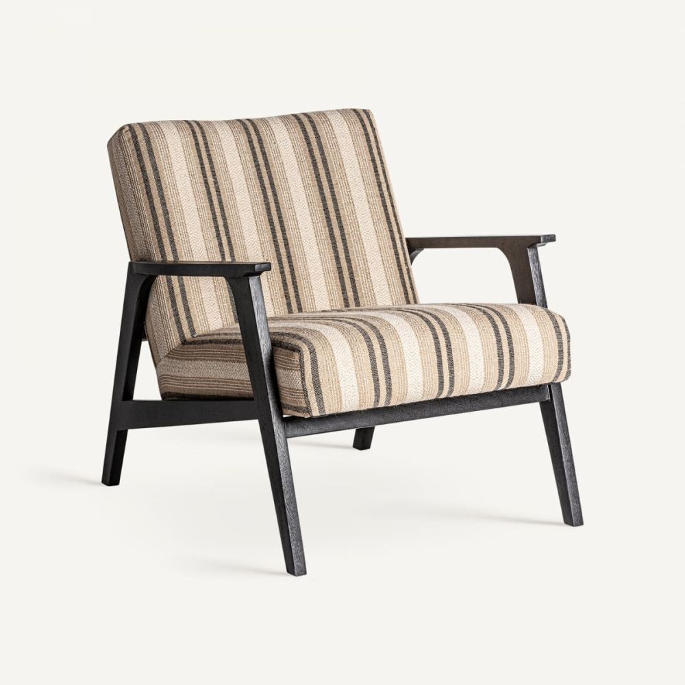 Armchair Nut