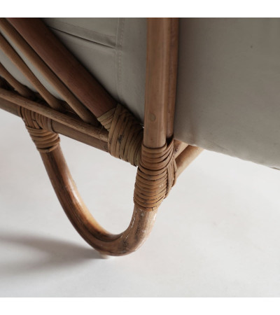 Armchair Blat