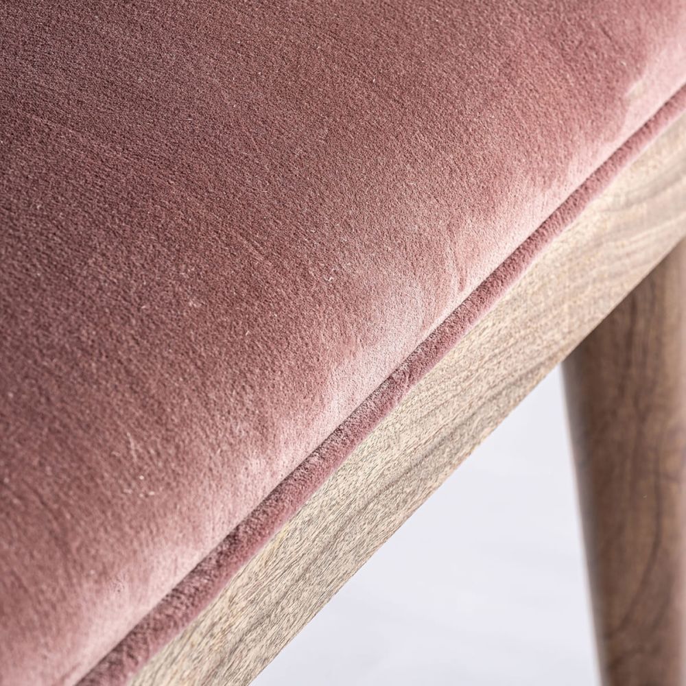 Stool Tardia