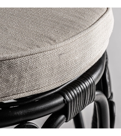 Armchair Nulvi