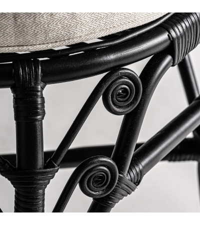 Armchair Nulvi