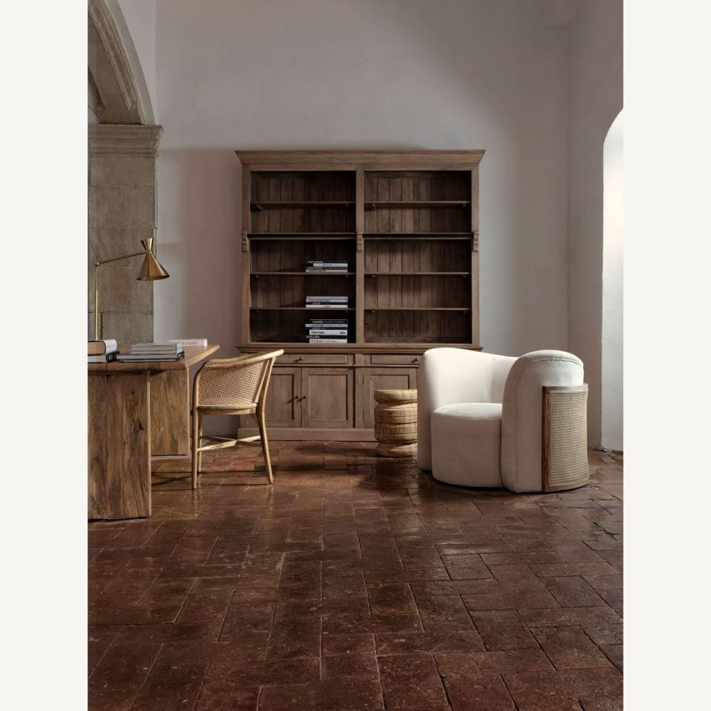 Armchair Nuchis