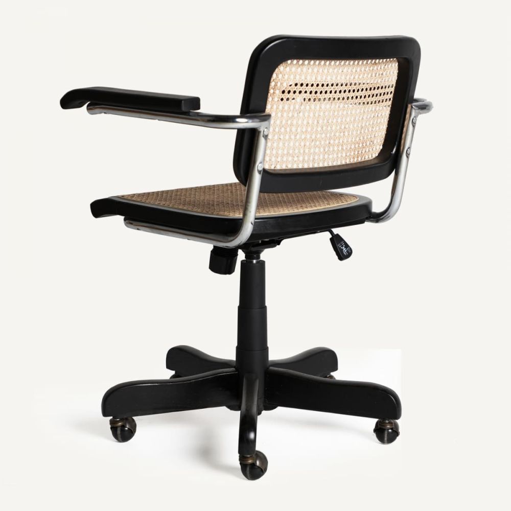 Chair Salav