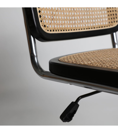Chair Salav