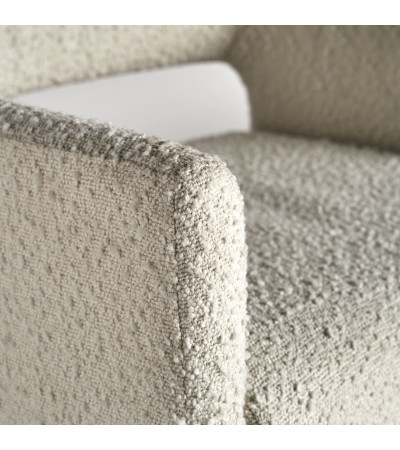 Armchair Alvra