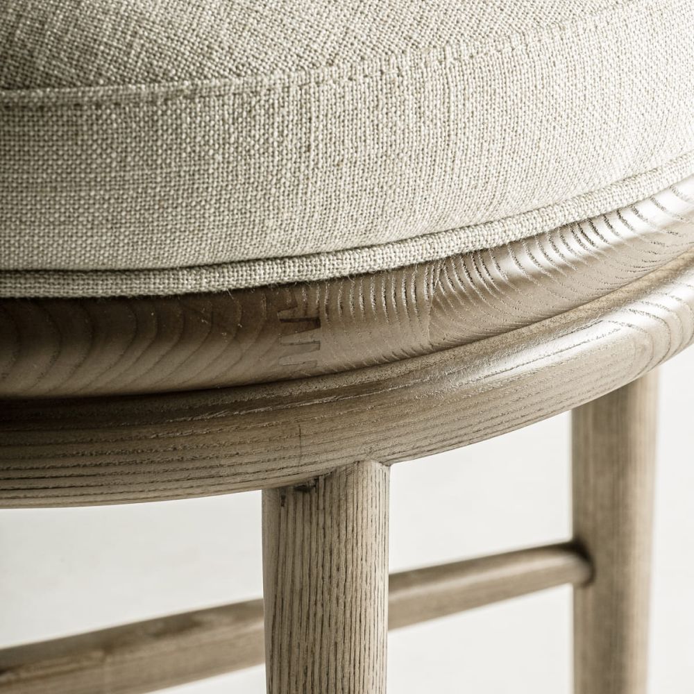 Chair Varaire